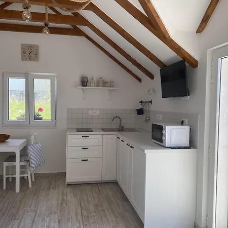 Prázdninový dům House Little Flower 1