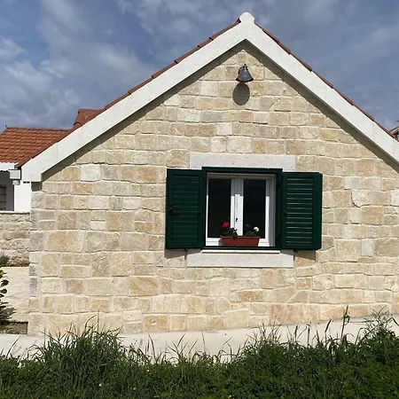 House Little Flower 1