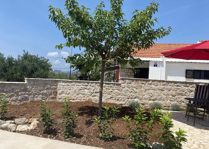 Hébergement de vacances House Little Flower 1 Trogir