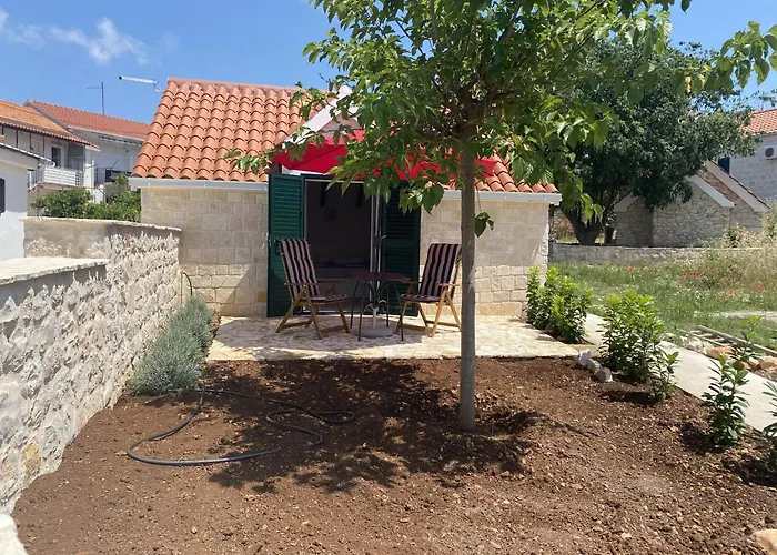 House Little Flower 1